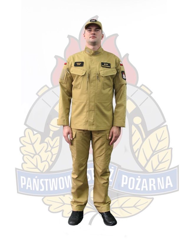 Tak będą wyglądały nowe stroje strażaków. Wybrano kolor piaskowy - WP ...