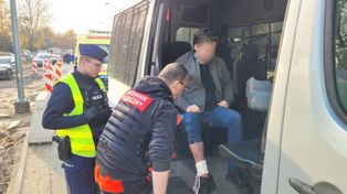 Warszawa: Policjanci nieprzerwanie pomagają. Akcja “ZNICZ-2025”