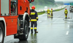 Autostrada A1. Butle z gazem na jezdni