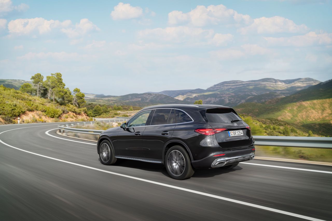 Nowy Mercedes-Benz GLC (2022)