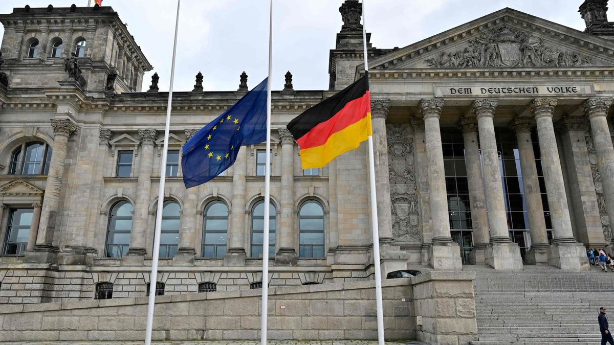 Rząd Niemiec zaniedbał sprawę aktualizacji /Źródło: JOHN MACDOUGALL/AFP/East News