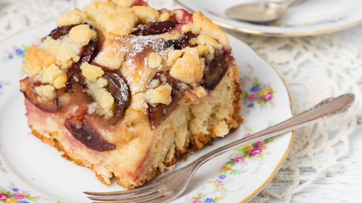 Domowe ciasto ze śliwkami