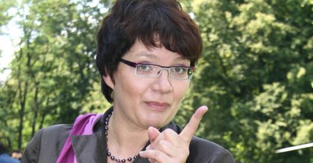 Świętuje rocznicę ślubu. Mało kto wie, z kim jest związana