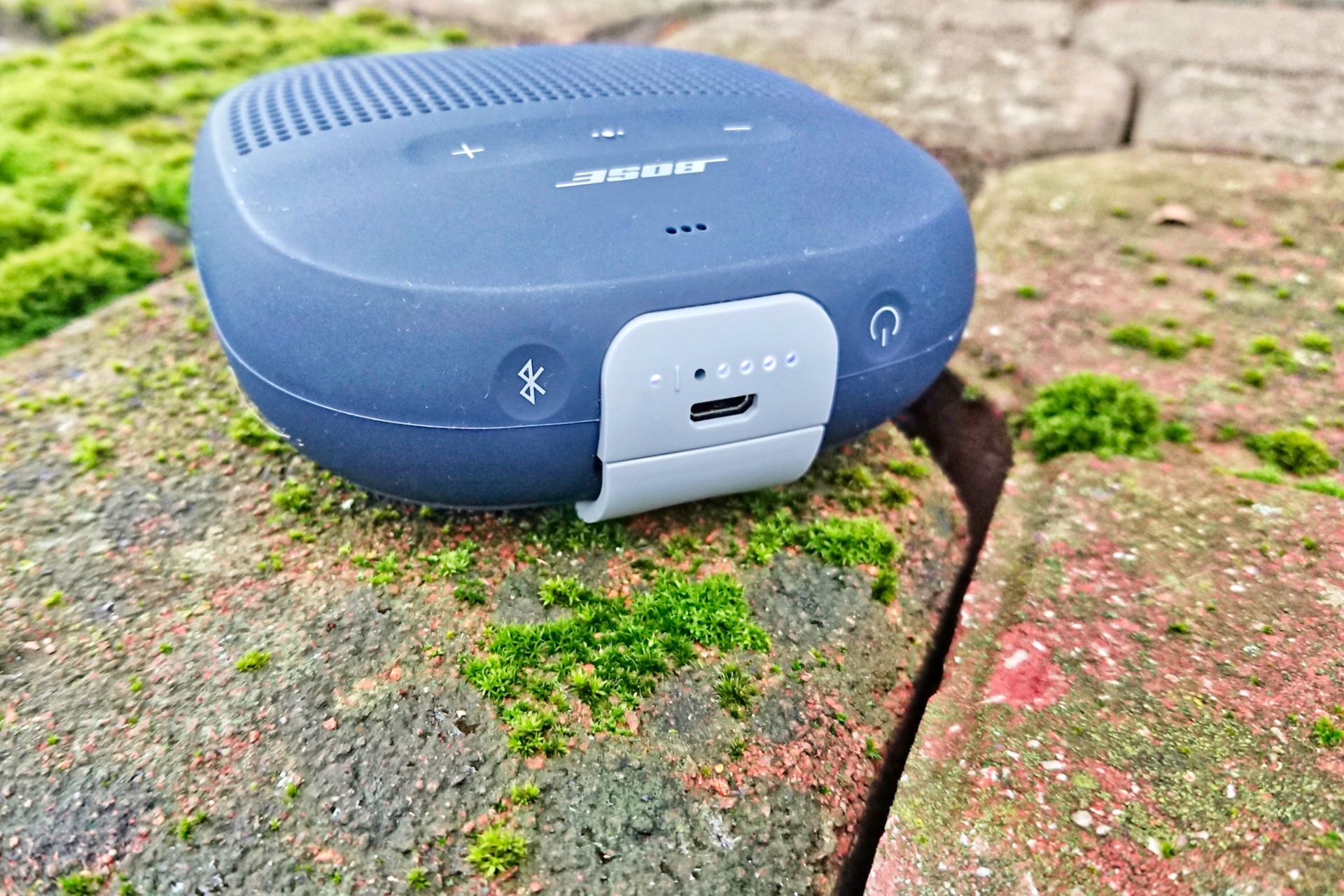 Bose SoundLink Micro - jak sprawdza się niewielki głośniczek Bluetooth za... 500 zł  [TEST] 6