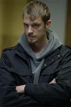 Joel Kinnaman rycerzem