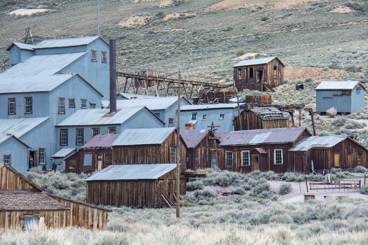 W Kalifornii lub w Montanie można spotkać wiele opuszczonych osad poszukiwaczy złota