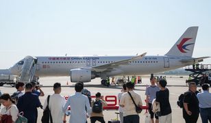 Pierwszy komercyjny lot samolotu pasażerskiego chińskiej produkcji
