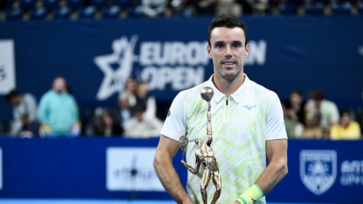 PAP/EPA / Frederic Sierakowski / Na zdjęciu: Roberto Bautista, mistrz European Open 2024