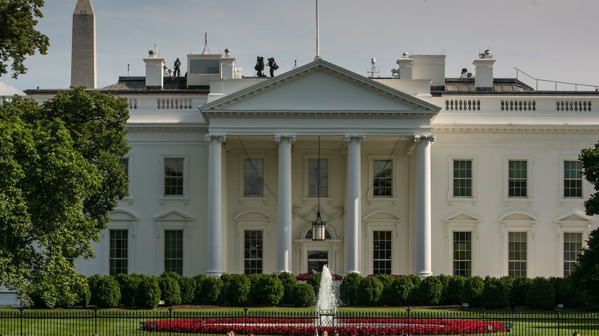 Zdjęcie okładkowe artykułu: Getty Images / George Rose / Na zdjęciu: Biały Dom w Waszyngtonie