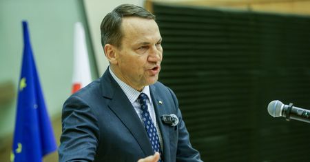 Mocne słowa Sikorskiego. "Nie możemy dać się zastraszyć"