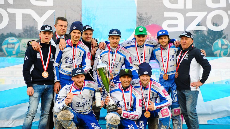 zespół Unii Tarnów w sezonie 2014