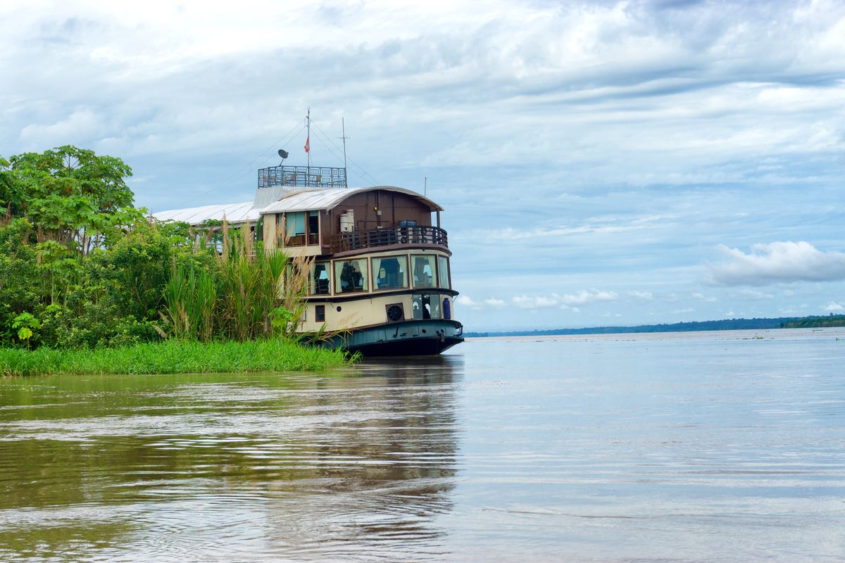 Statek wycieczkowy na Amazonce (zdjęcie ilustracyjne)