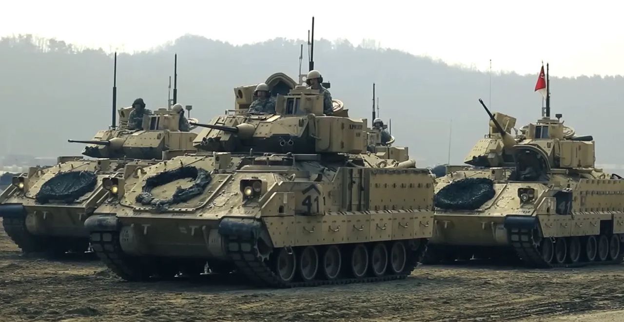 M2 Bradley: Ukrainian frontline's tank killer