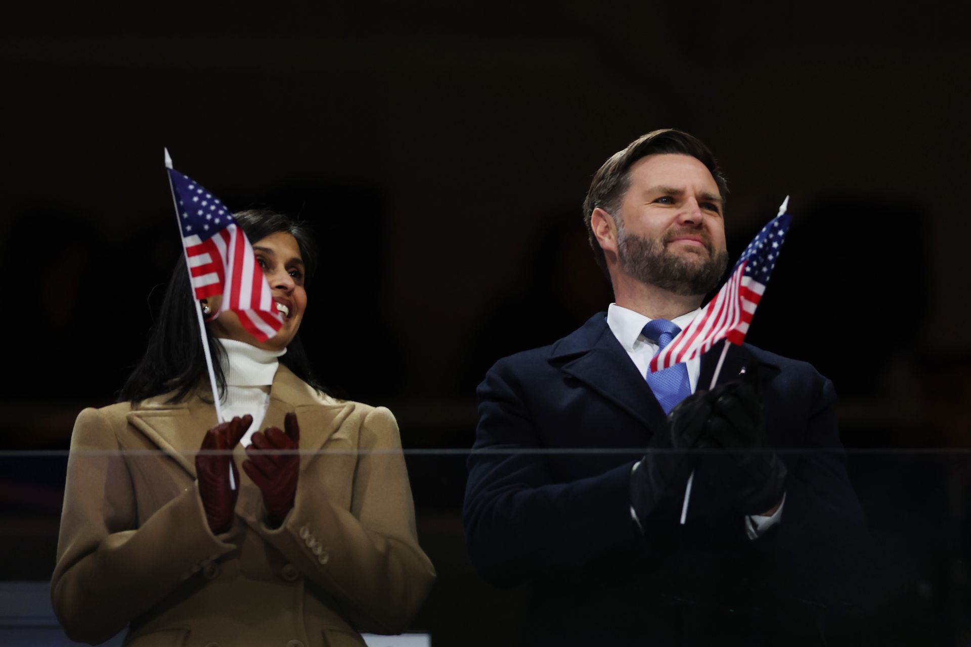JD Vance i żona wyśmiani w Mediolanie – Biały Dom ukrywa reakcję tłumu