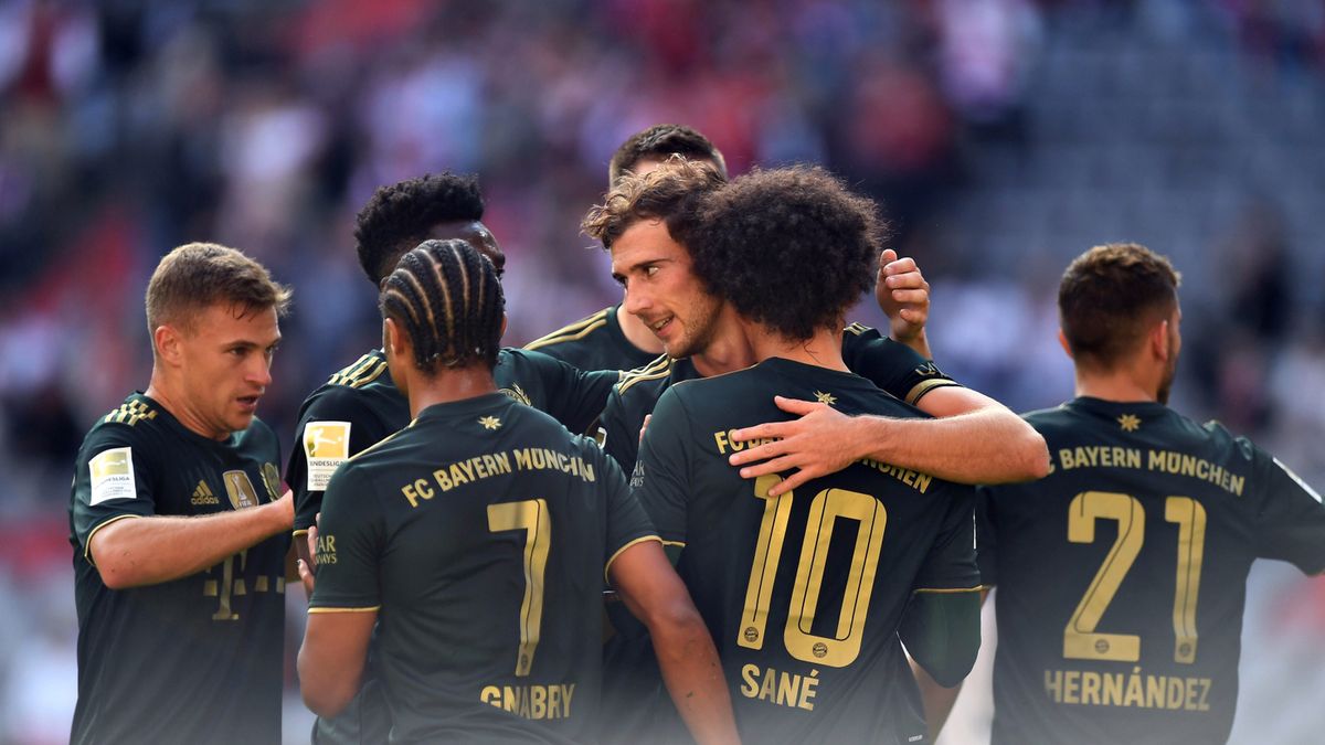 PAP/EPA / Lukas Barth-Tuttas / Na zdjęciu: piłkarze Bayernu Monachium