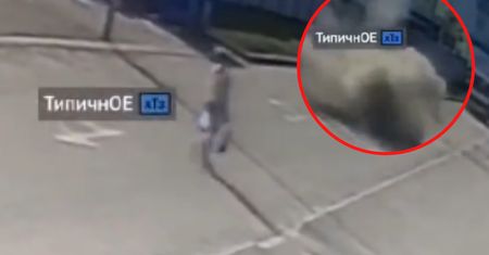 Szła z zakupami, niczego się nie spodziewając. Nagle obok spadł pocisk