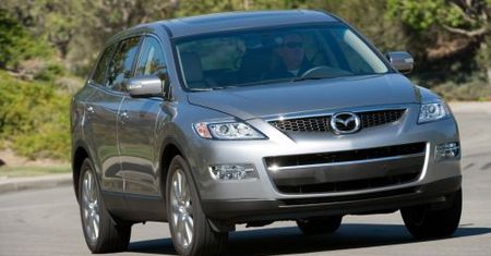 Mazda CX-9 do poprawki z powodu... fotela