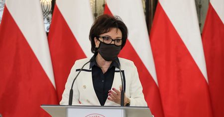 Marszałek Sejmu zbierała aktualne opinie ws. reasumpcji po fakcie. Eksperci zależni od Ziobry, jednemu rząd może dać życiowy awans