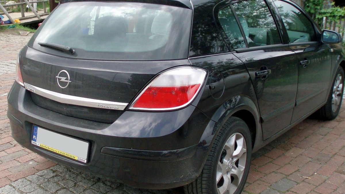 Opel Astra 
