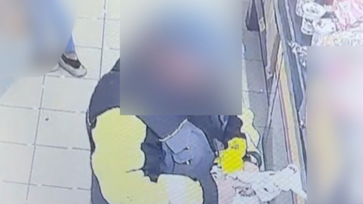 Mężczyzna ukradł pieniądze w Biedronce.