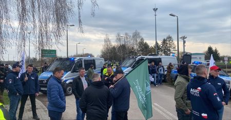 Policja zaskoczyła rolników. Są wściekli, doszło do incydentu