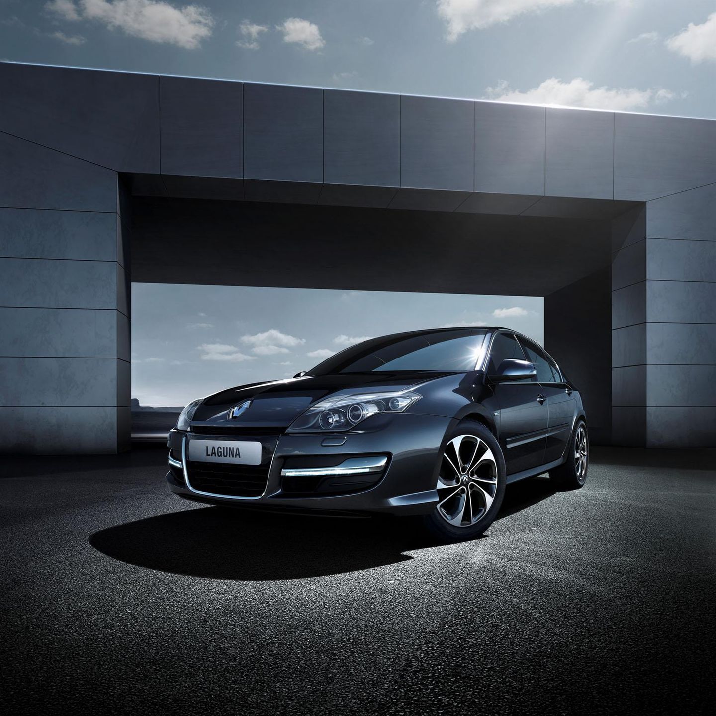 2013 Renault Laguna