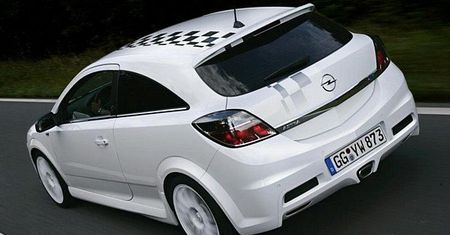 Limitowana Astra OPC Nurburgring Edition