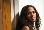 ''The Call'': Halle Berry nie da się porwać