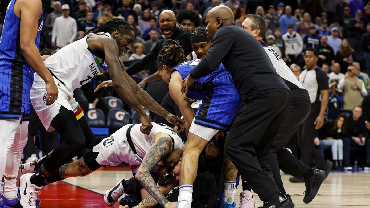 Zdjęcie okładkowe artykułu: Getty Images /  / Na zdjęciu: bójka podczas meczu NBA