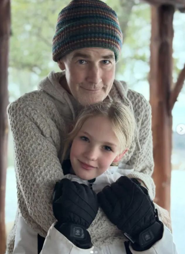 James Van Der Beek z rodziną