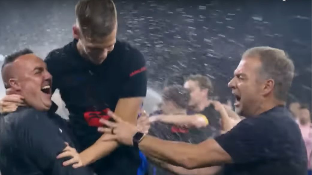 YouTube / Eleven Sports / Hansi Flick był wściekły po meczu
