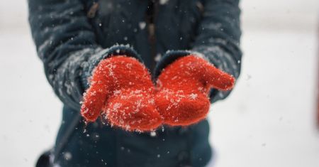 Pogoda na niedzielę, 24 listopada. Zima nie odpuszcza, uwaga na marznące opady