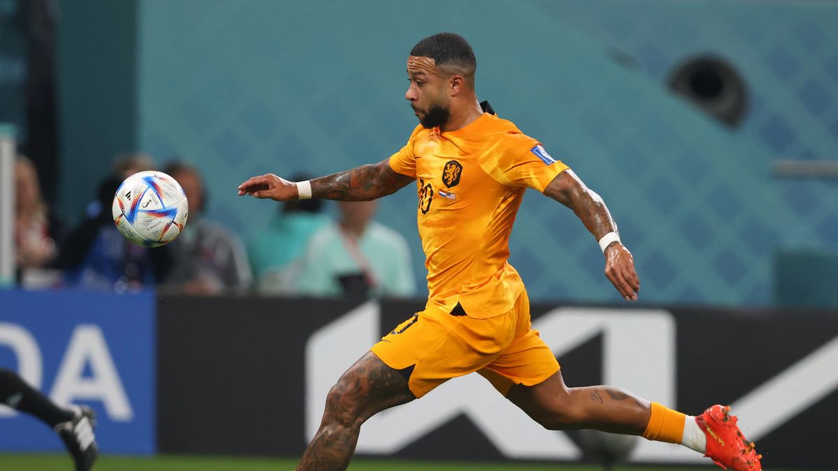 Getty Images / Stefan Matzke - sampics/Corbis / Na zdjęciu: Memphis Depay.