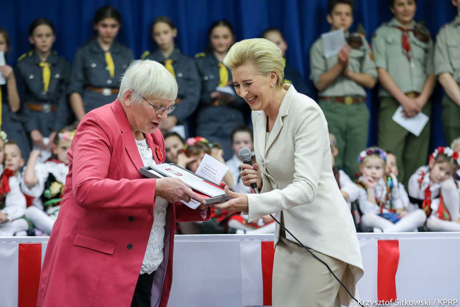 Agata Duda z wizytą w polonijnej szkole sobotniej w Londynie (fot. prezydent.pl)