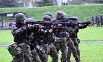 Dobrowolna służba wojskowa. 4,5 tys. zł dla ochotnika. Zainteresowanie rośnie