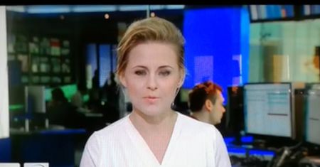 Nieoczekiwany wybuch śmiechu w TVN24. Wpadka dziennikarki hitem sieci