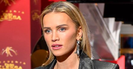 Maffashion miała kolizję! Pokazała zdjęcie z miejsca zdarzenia. "PIJANY kierowca w nas wjechał"