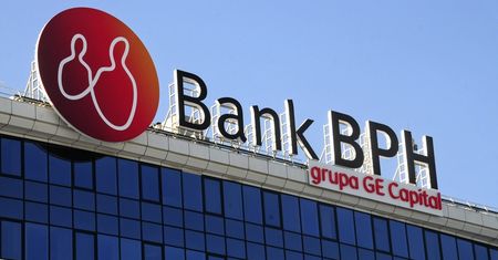 Bank BPH nie wyklucza sprzedaży BPH TFI