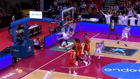 Eliminacje EuroBasket 2021: Hiszpania - Polska. Akcja meczu! Fantastyczny wsad Aleksandra Balcerowskiego (wideo)