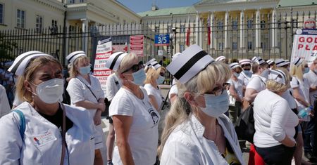 Strajk pielęgniarek i położnych. 40 szpitali bierze udział w akcji