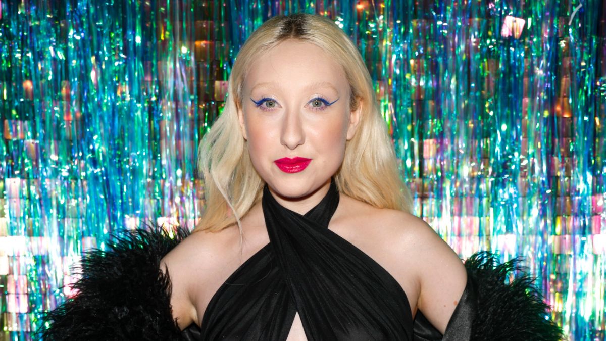 Luna odniosła się do plotek o swoim pochodzeniu