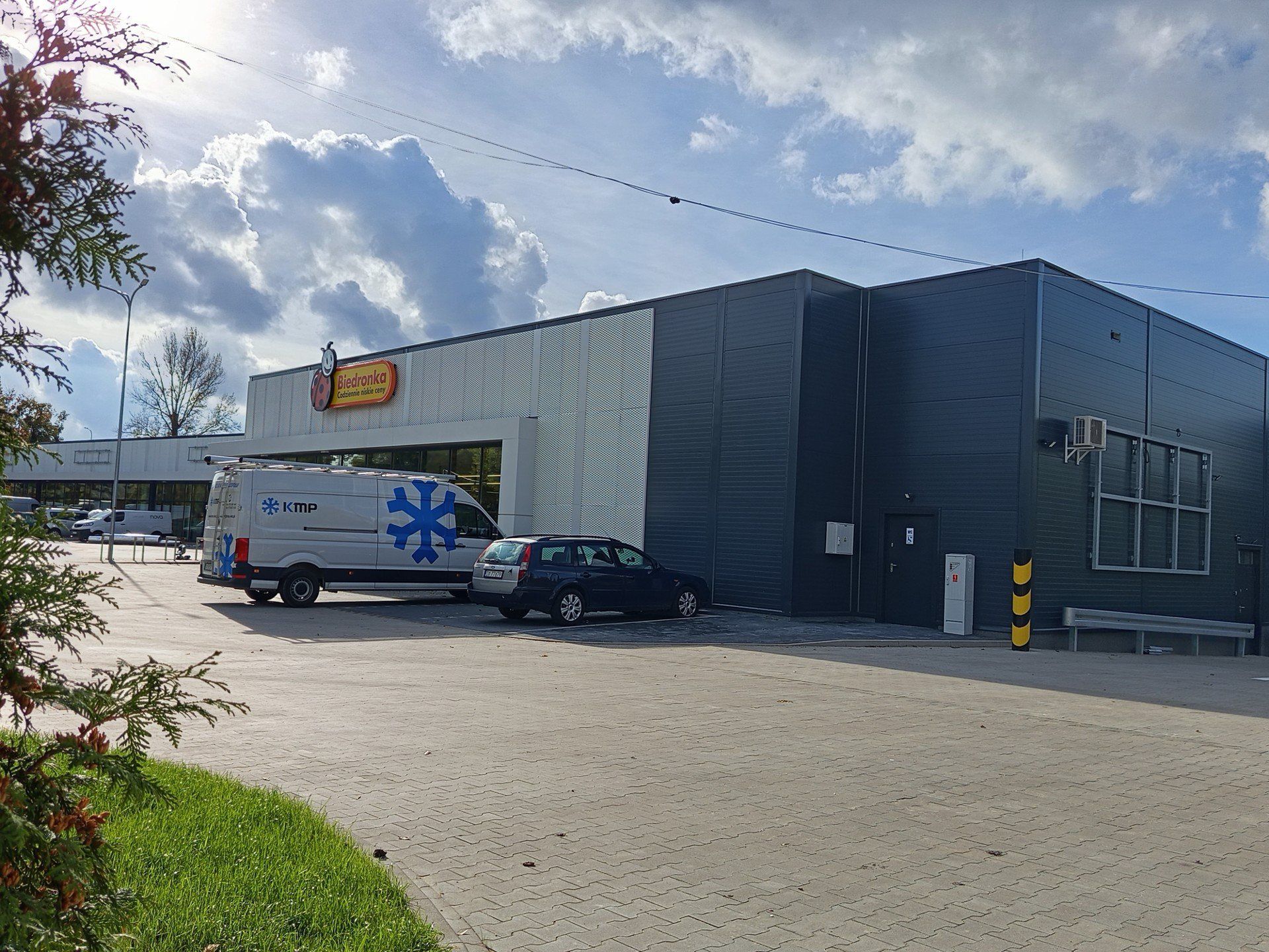 Nowy park handlowy w Leśnicy