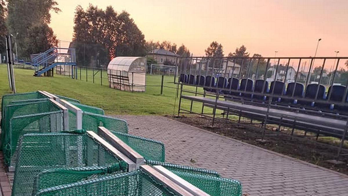 Zdjęcie okładkowe artykułu: Facebook / lksjawiszowice51 / Na zdjęciu: stadion w Jawiszowicach