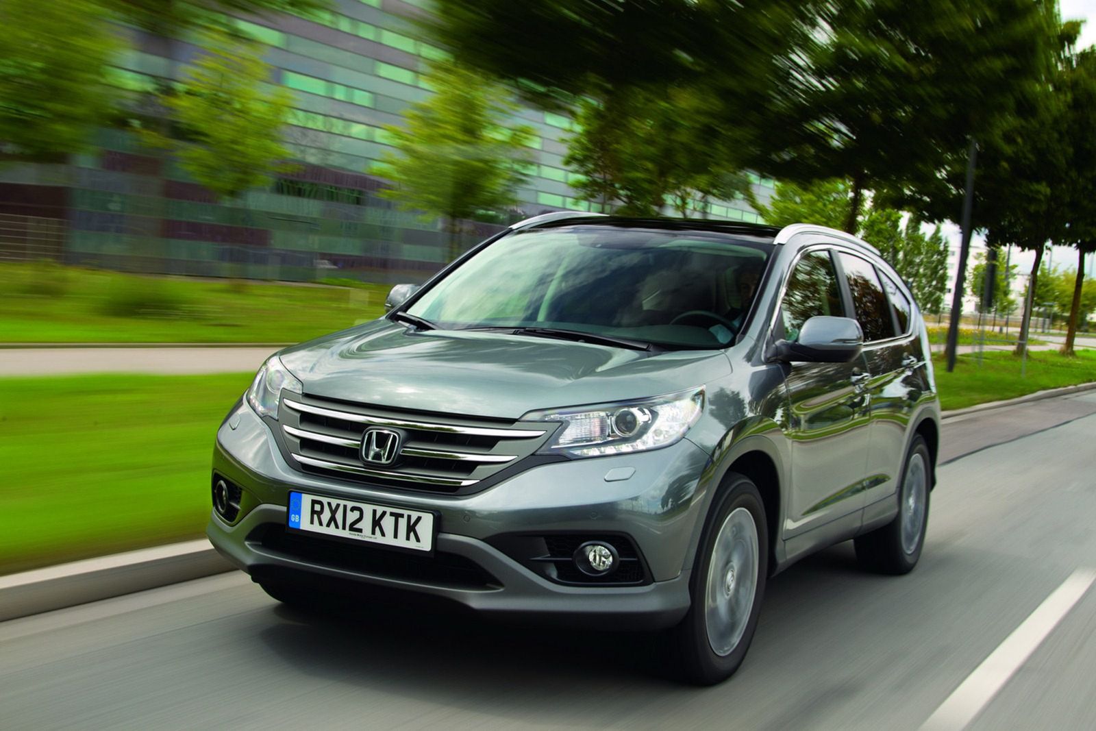 2013 Honda CR-V - obszerna galeria prosto od producenta 16
