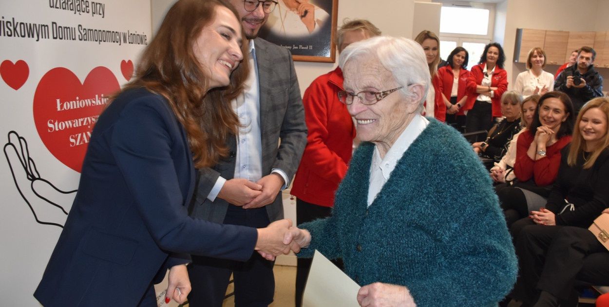 Łoniów: Pokazali moc małych społeczności