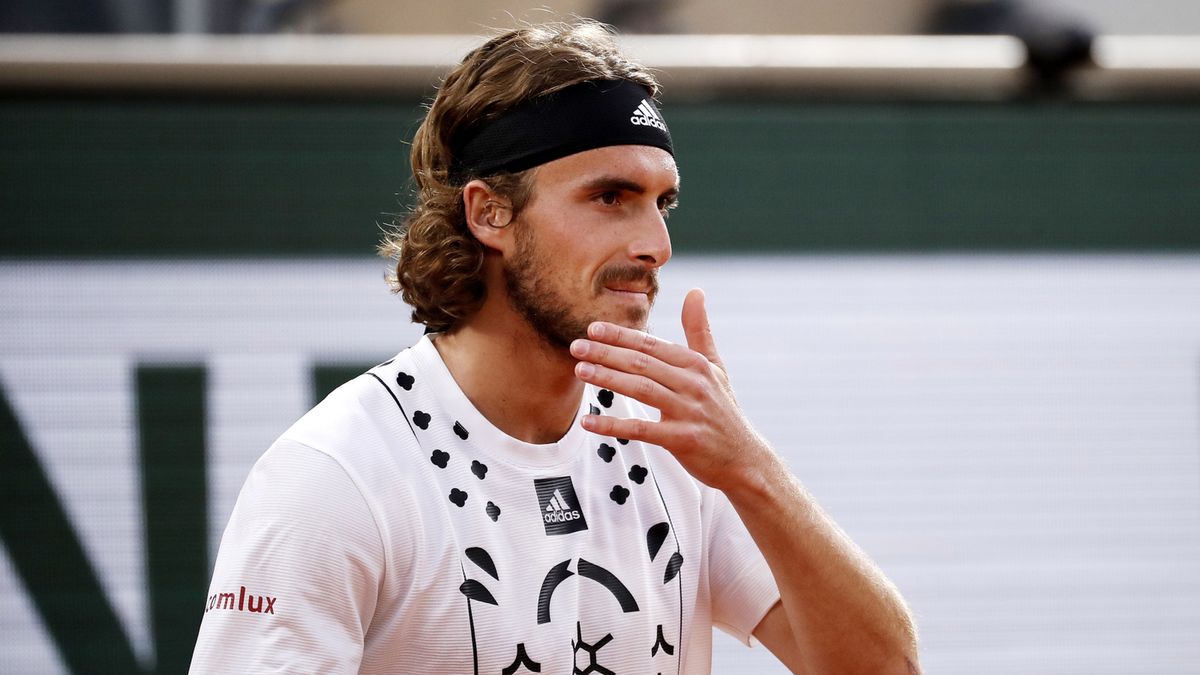 Zdjęcie okładkowe artykułu: PAP/EPA / CHRISTOPHE PETIT TESSON  / Na zdjęciu: Stefanos Tsitsipas