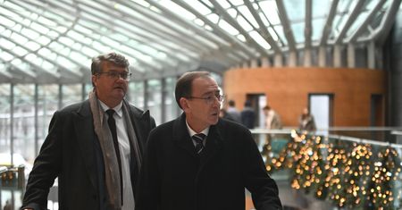 Policja odebrała dokumenty. Kamiński i Wąsik coraz bliżej więzienia