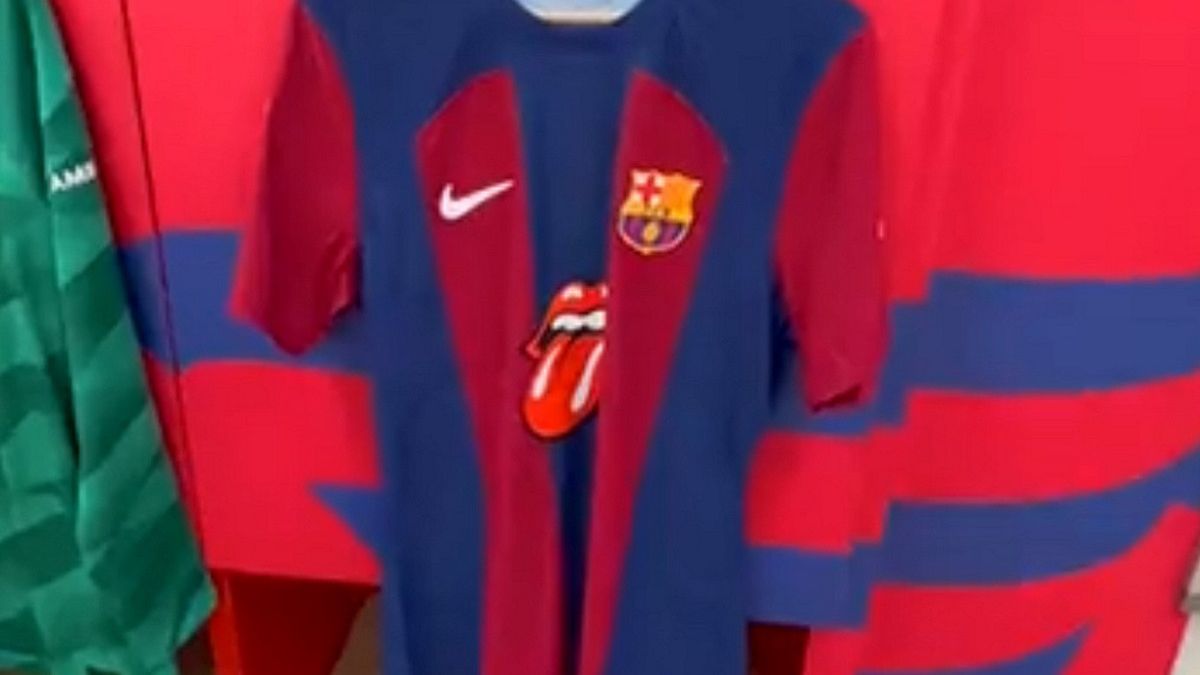 Zdjęcie okładkowe artykułu: Twitter / FC Barcelona / Na zdjęciu: okolicznościowa koszulka FC Barcelony