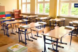 Matura 2021. Egzamin w czasie pandemii. Pisany w maseczce, którą trzeba zmieniać co godzinę