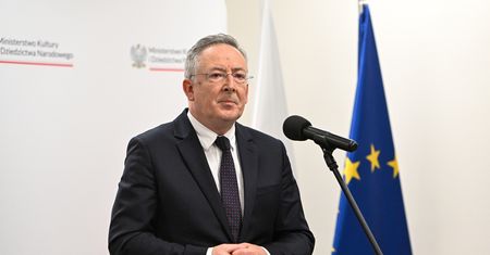 Zwrot ws. mediów publicznych. Koalicjant reaguje po ruchu Sienkiewicza
